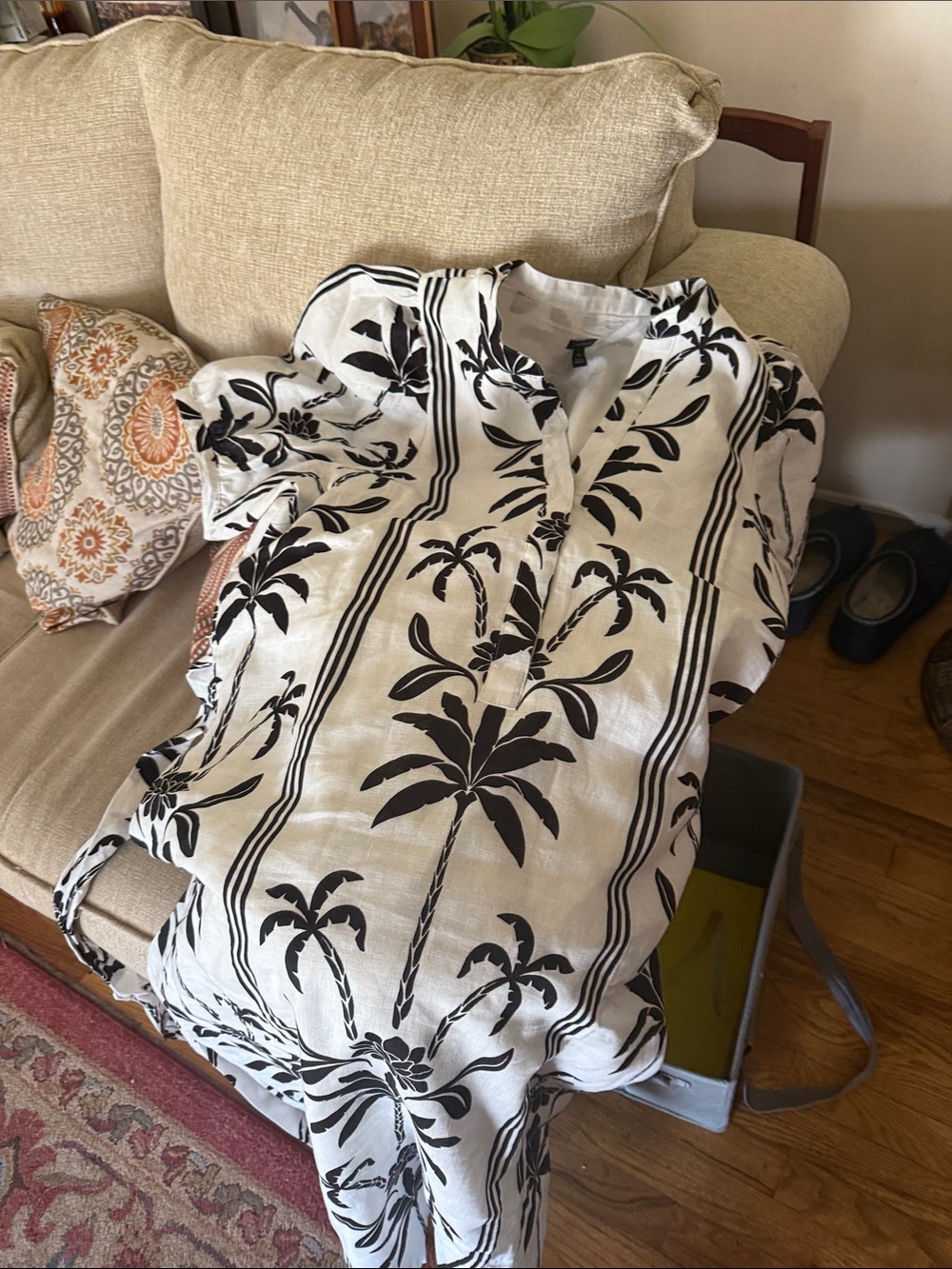 Lightweight Ann Taylor White & Black Tropical Print Women's Dress